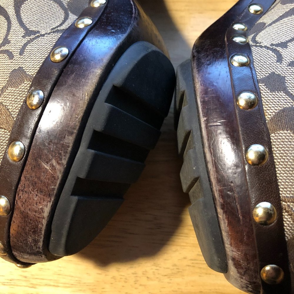 COACH SHASHA MONOGRAMMED PLATFORM HEELED MULES 8.5 - Picture 14 of 15